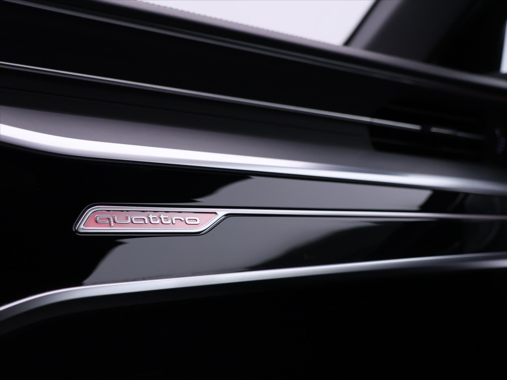 Audi S6 Kombi 3,0 l 253 kw