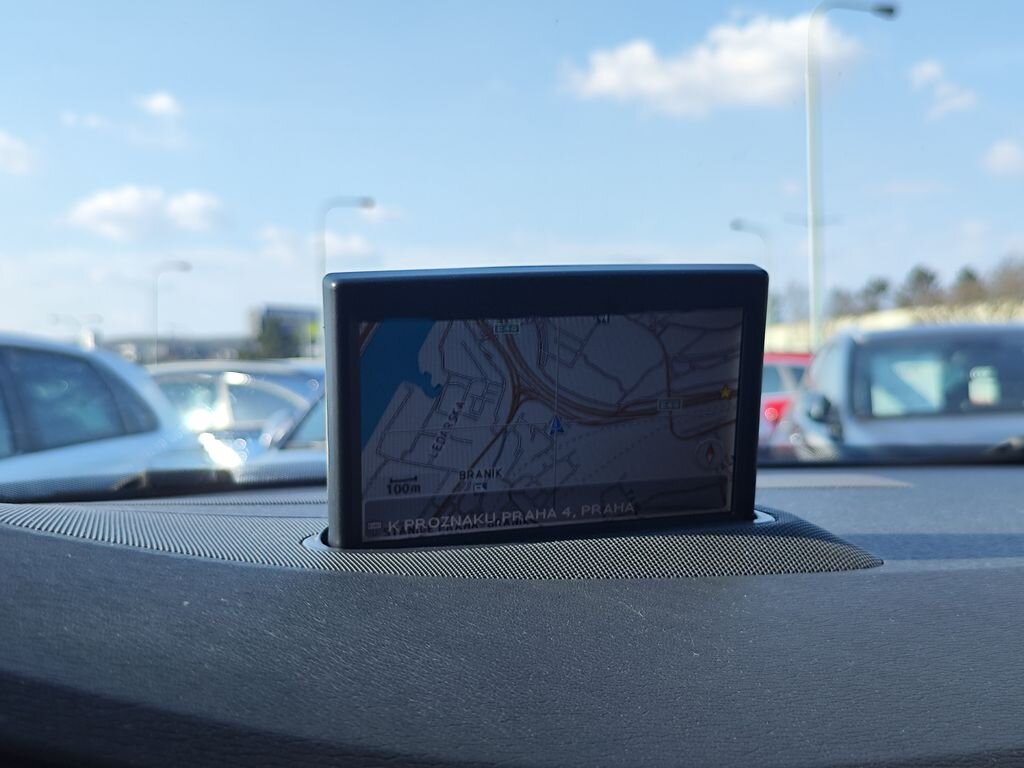 Volvo XC70 Kombi 2,4 l 151 kw