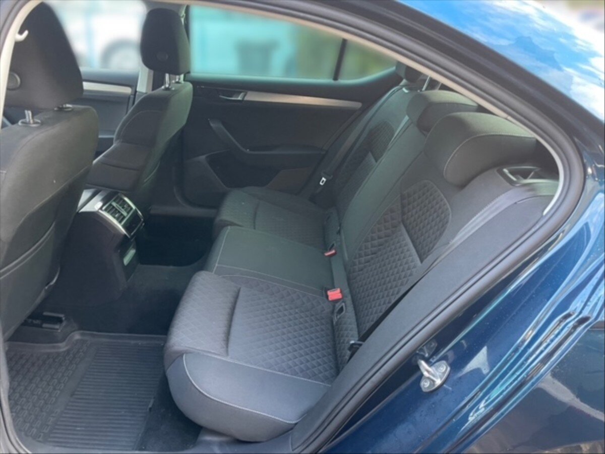 Škoda Superb Liftback 2,0 l 110 kw