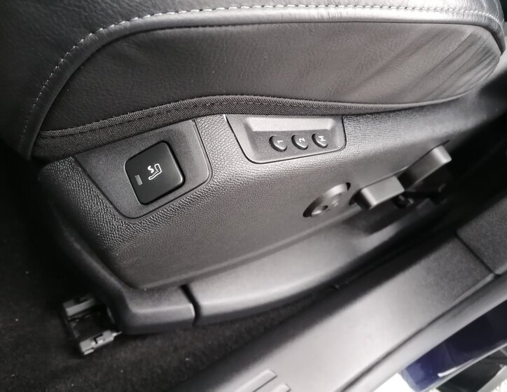 DS Automobiles DS7 Crossback 21