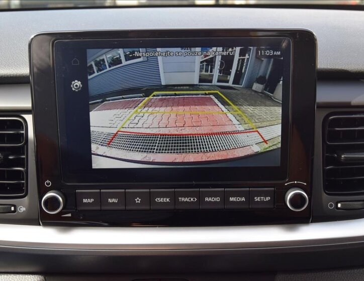 KIA Stonic SUV 1,2 l 57 kw