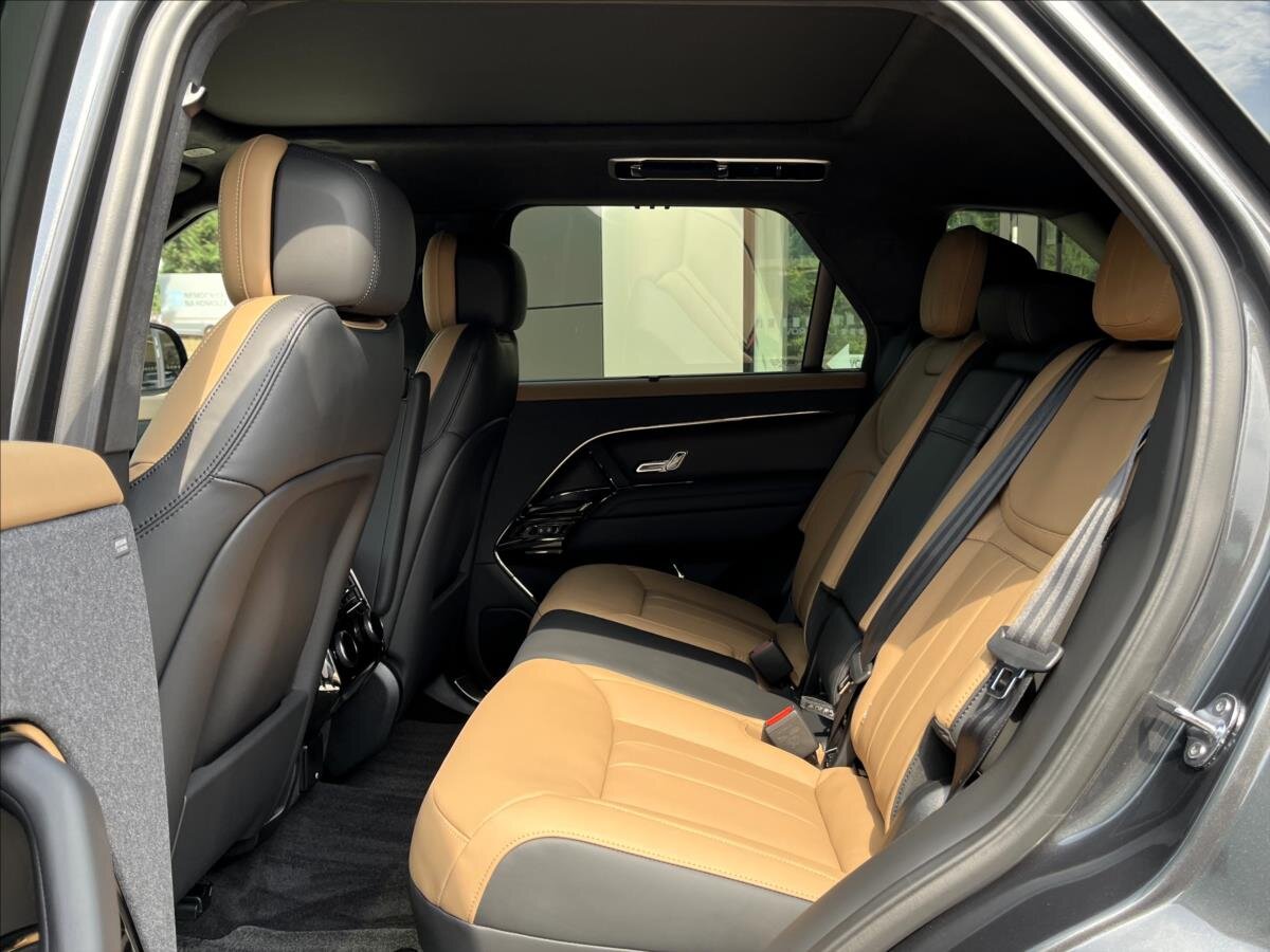 Land Rover Range Rover Sport SUV / Terénní 3,0 l 183 kw