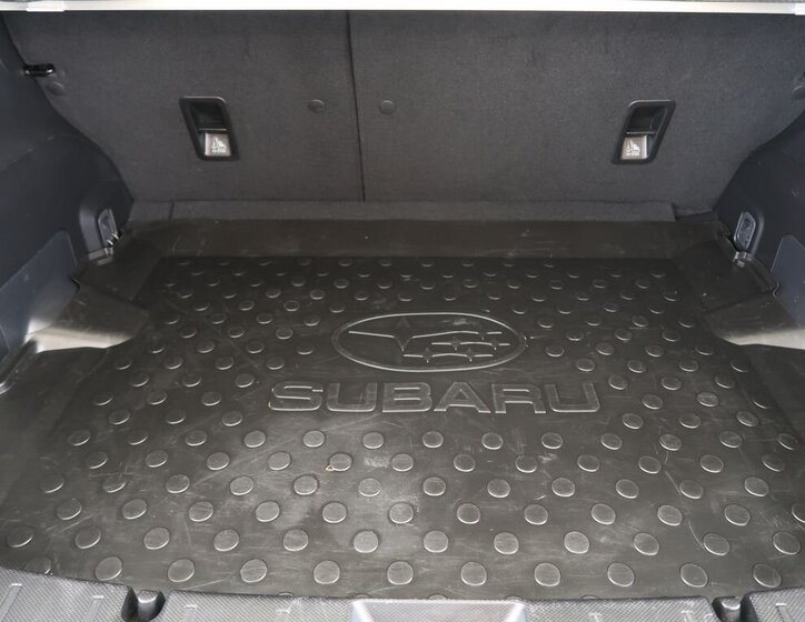 Subaru XV SUV / Terénní 1,6 l 84 kw