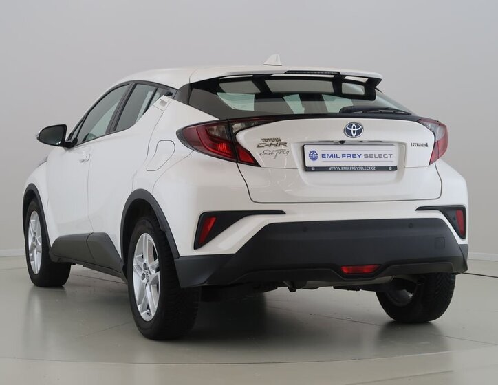 Toyota C-HR 7