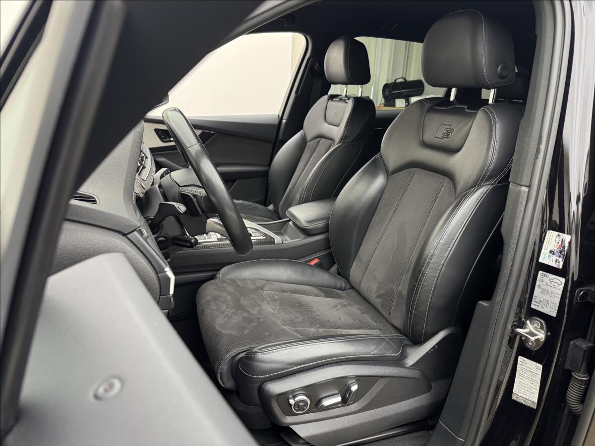 Audi SQ7 SUV / Terénní 4,0 l 320 kw