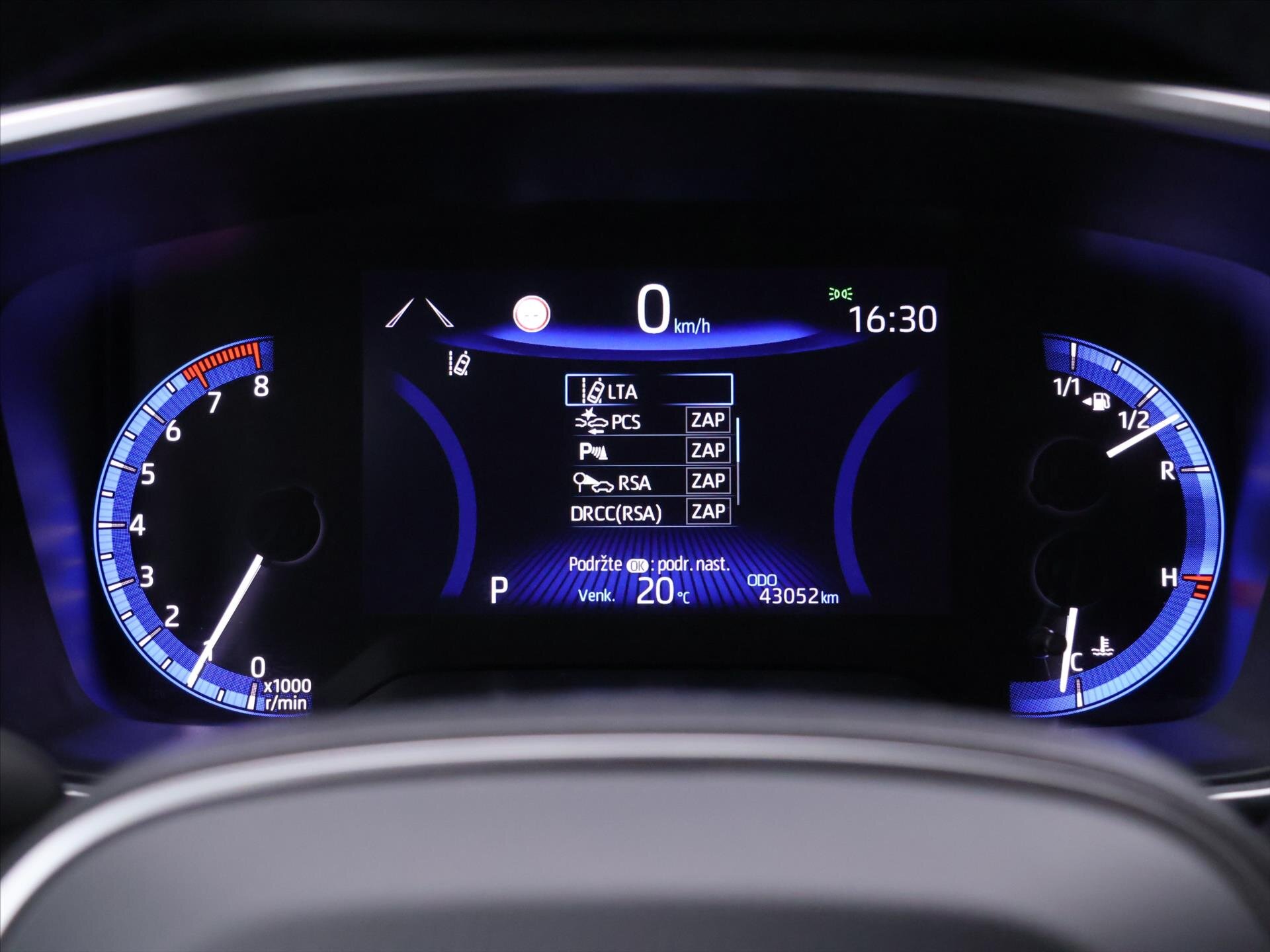 Toyota Corolla Sedan 1,5 l 92 kw