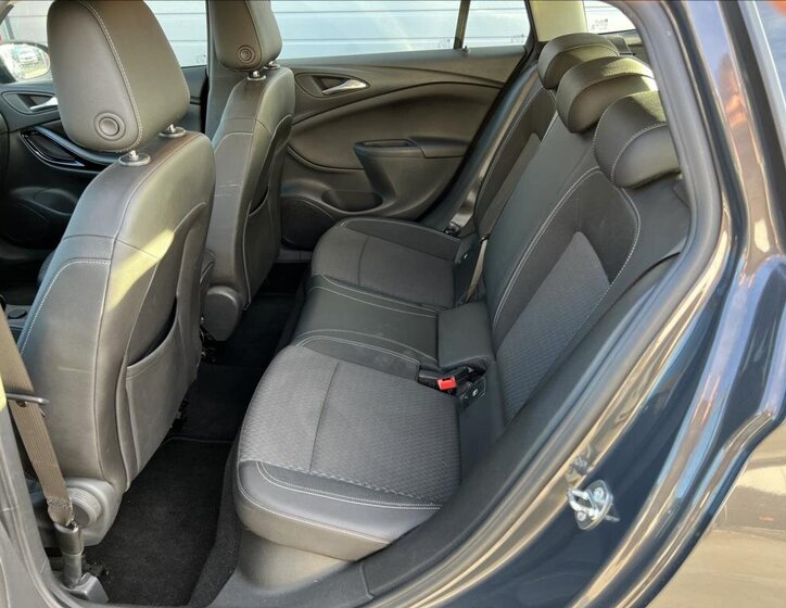 Opel Astra Kombi 1,6 l 100 kw