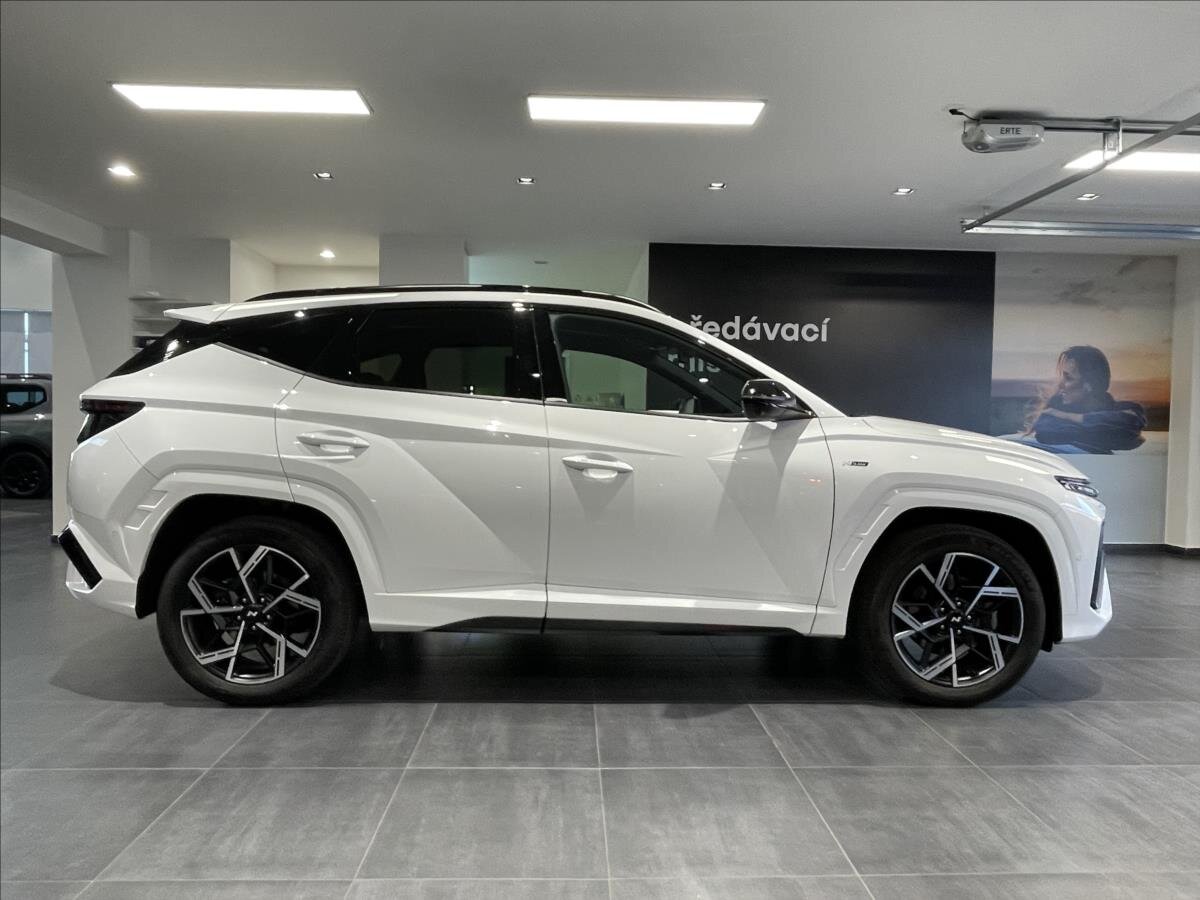 Hyundai Tucson SUV / Terénní 1,6 l 158 kw