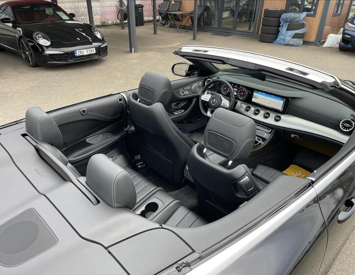 Mercedes-Benz Třídy E 28