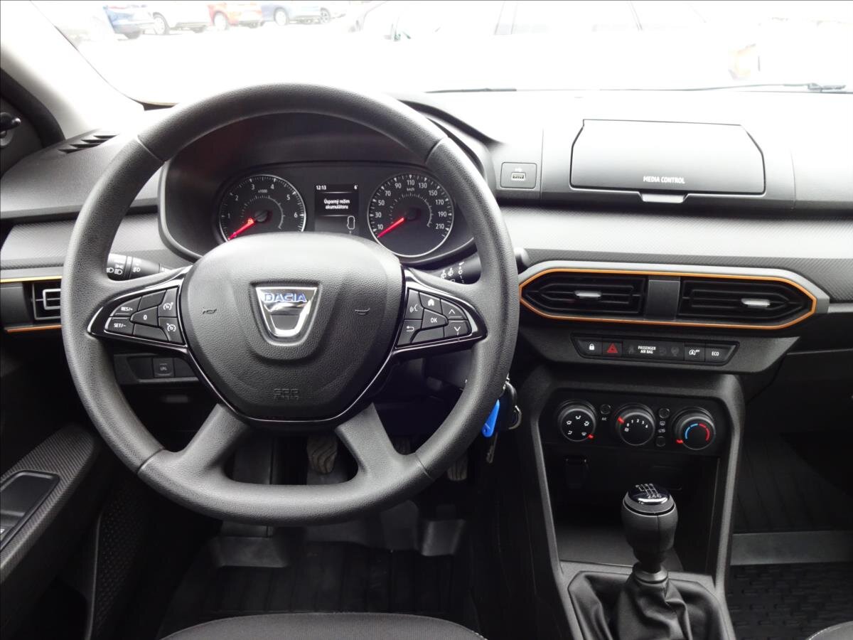 Dacia Sandero Hatchback 999,0 67 kw