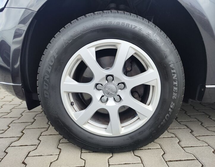 Audi Q5 SUV / Terénní 2,0 l 155 kw