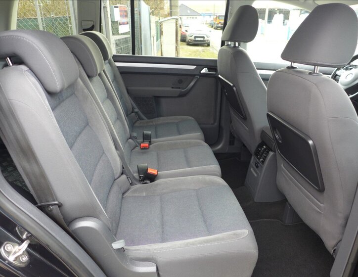 Volkswagen Touran Kombi 1,4 l 103 kw