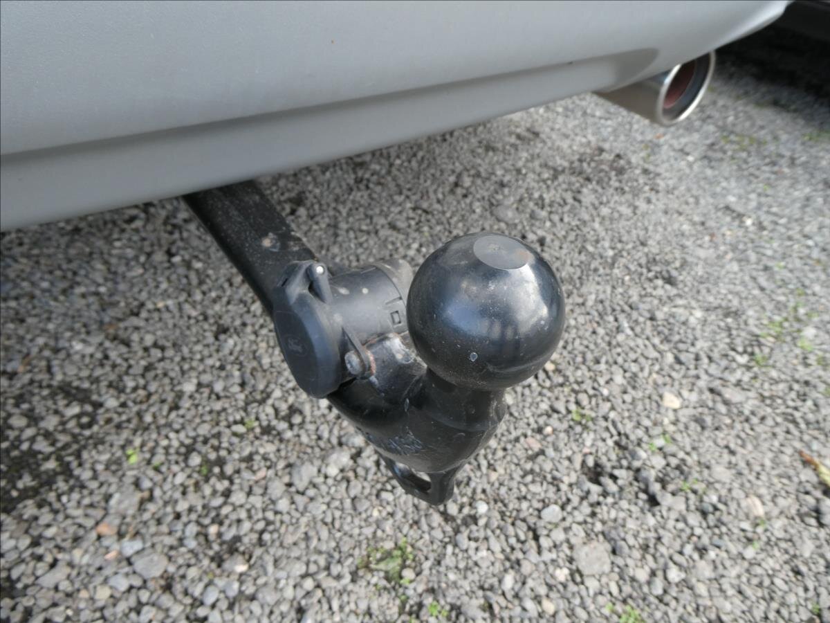 Ford Kuga SUV 1,5 l 110 kw