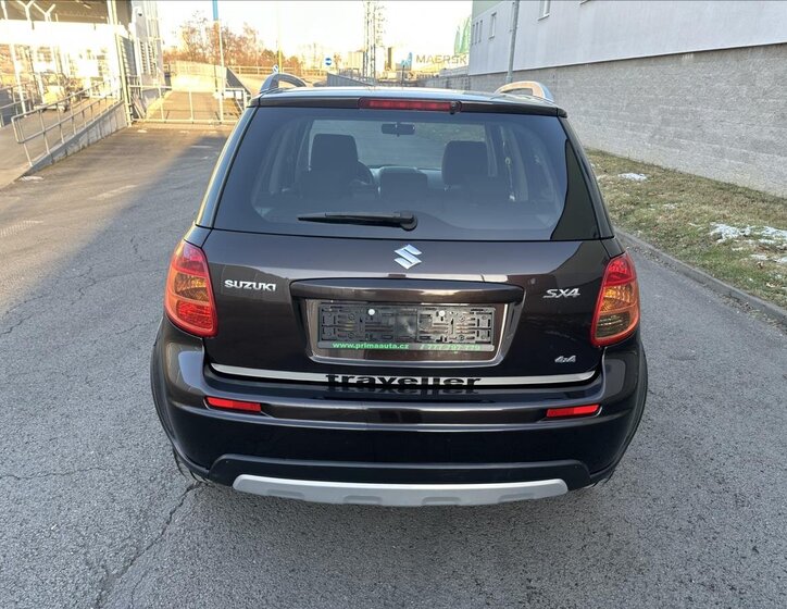 Suzuki SX4 Hatchback 1,6 l 88 kw