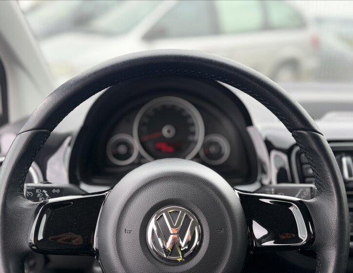 Volkswagen up! Hatchback 999,0 44 kw