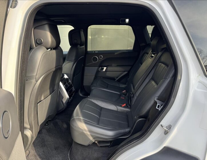 Land Rover Range Rover Sport SUV / Terénní 3,0 l 221 kw