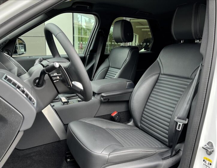 Land Rover Discovery SUV / Terénní 3,0 l 184 kw