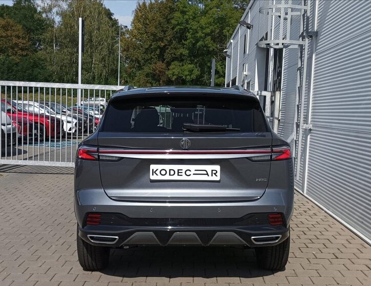 MG HS SUV / Terénní 1,5 l 125 kw