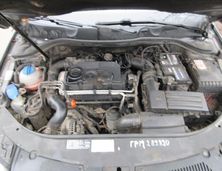 Volkswagen Passat Sedan 2,0 l 103 kw