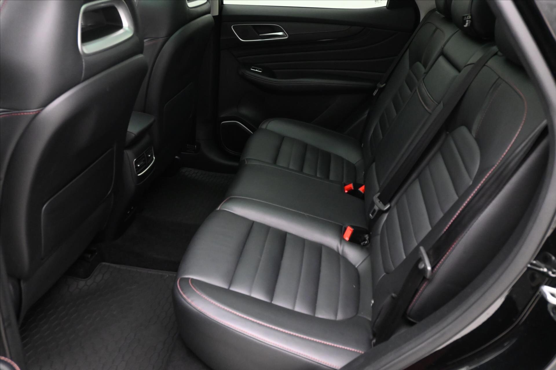 MG EHS SUV 1,5 l 119 kw