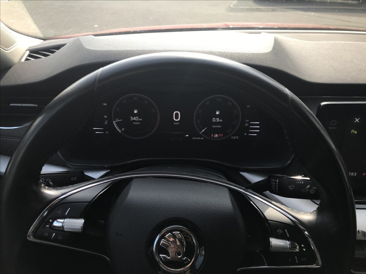 Škoda Octavia Sedan / Limuzína 1,5 l 110 kw