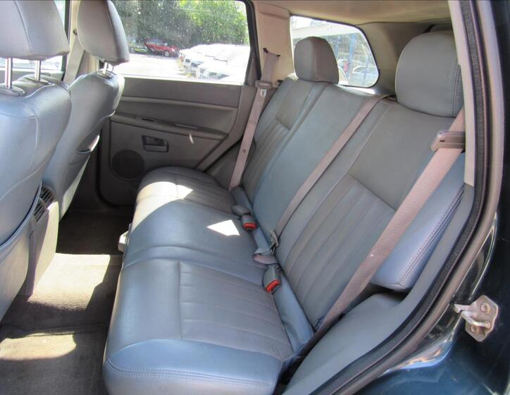 Jeep Grand Cherokee 10