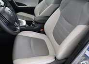 Toyota RAV4 SUV / Terénní 2,5 l 131 kw