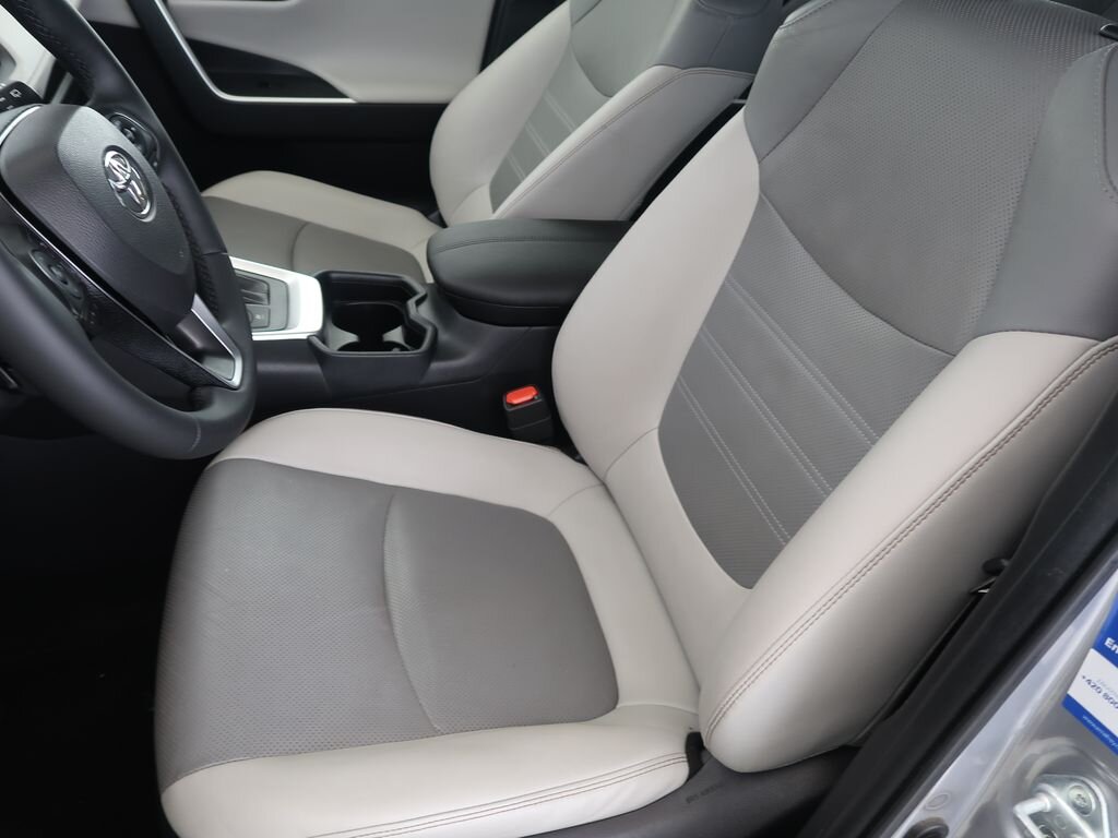 Toyota RAV4 SUV / Terénní 2,5 l 131 kw