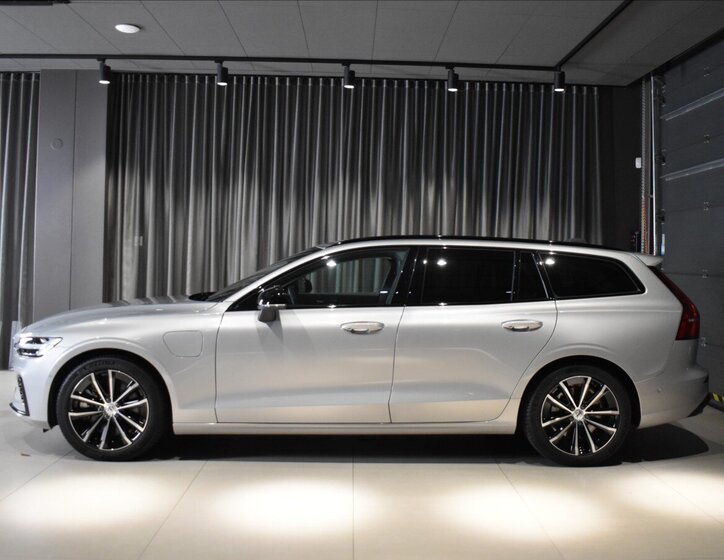 Volvo V60 Kombi 2,0 l 257 kw