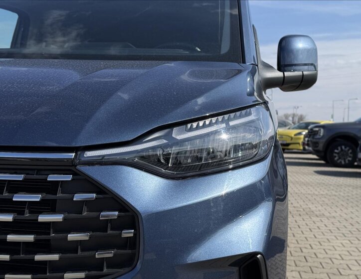 Ford Tourneo Custom MPV 2,0 l 125 kw