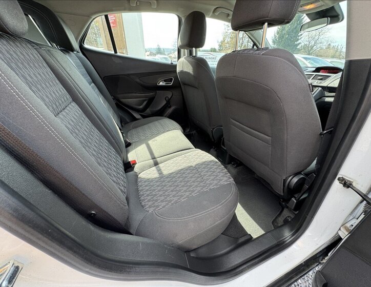 Opel Mokka SUV / Terénní 1,6 l 85 kw