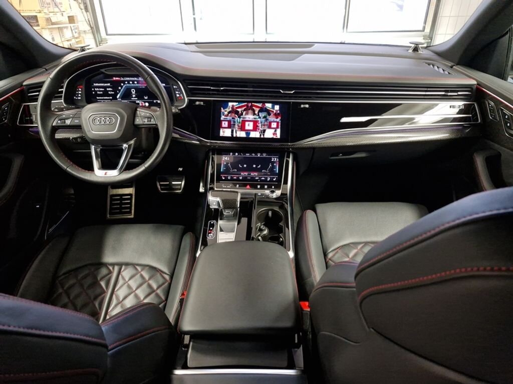 Audi SQ8 SUV / Terénní 4,0 l 373 kw