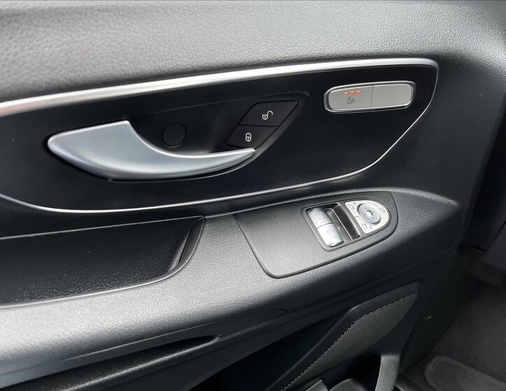 Mercedes-Benz Vito MPV 2,0 l 140 kw