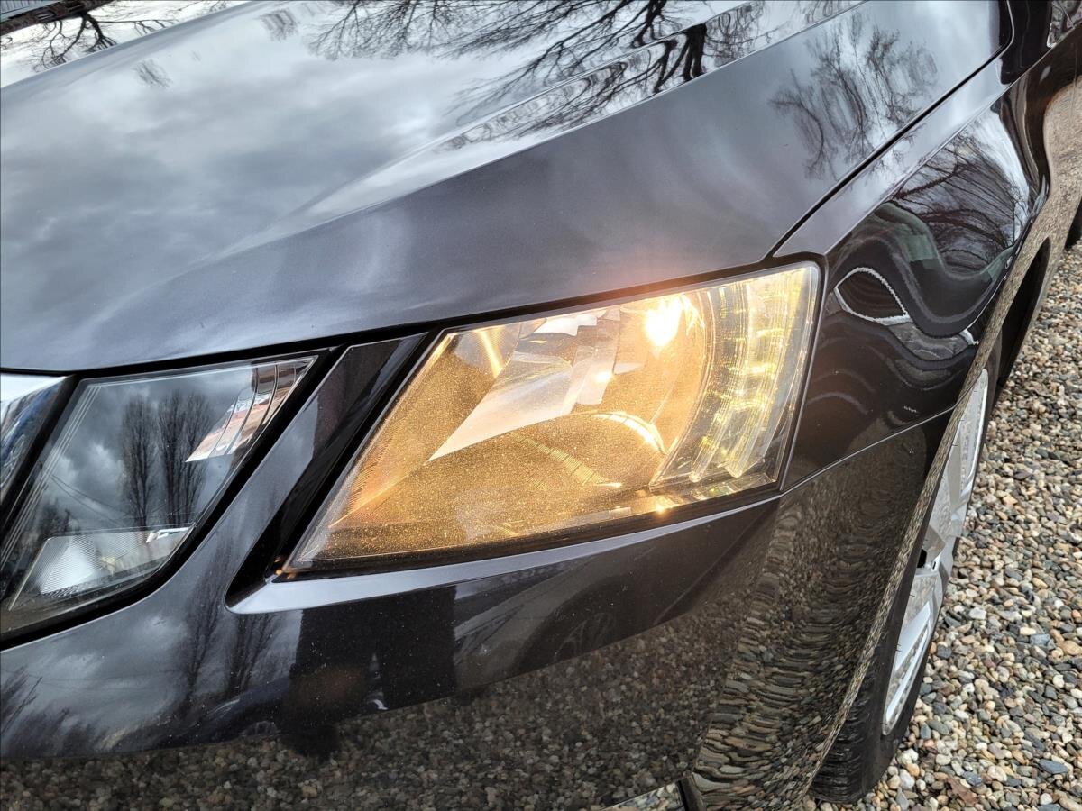 Škoda Octavia Kombi 999,0 85 kw