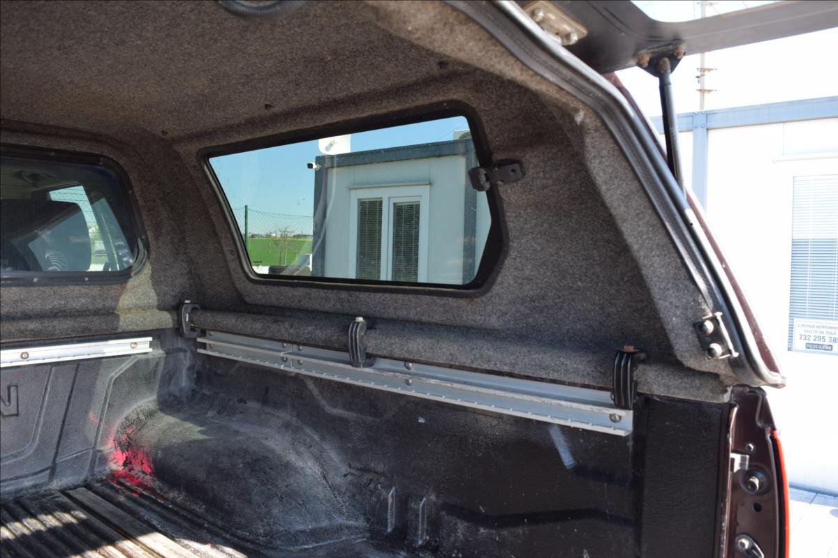 Nissan Navara Pick-up 3,0 l 170 kw