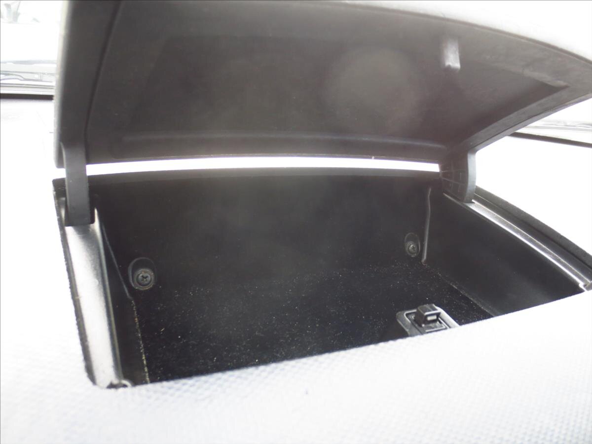 Mitsubishi Outlander SUV / Terénní 2,4 l 125 kw