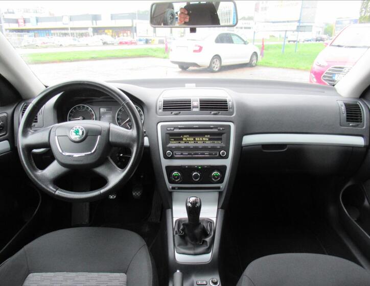 Škoda Octavia 9