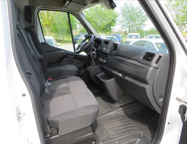 Renault Master Skříň 2,3 l 100 kw