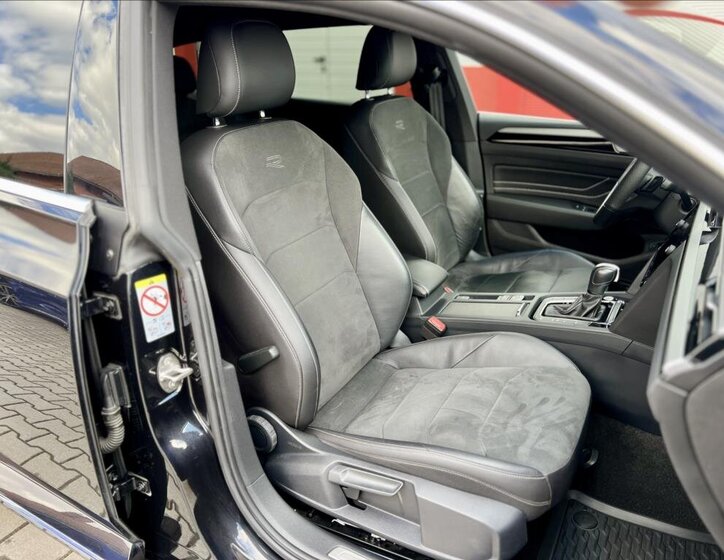 Volkswagen Arteon Kombi 2,0 l 147 kw