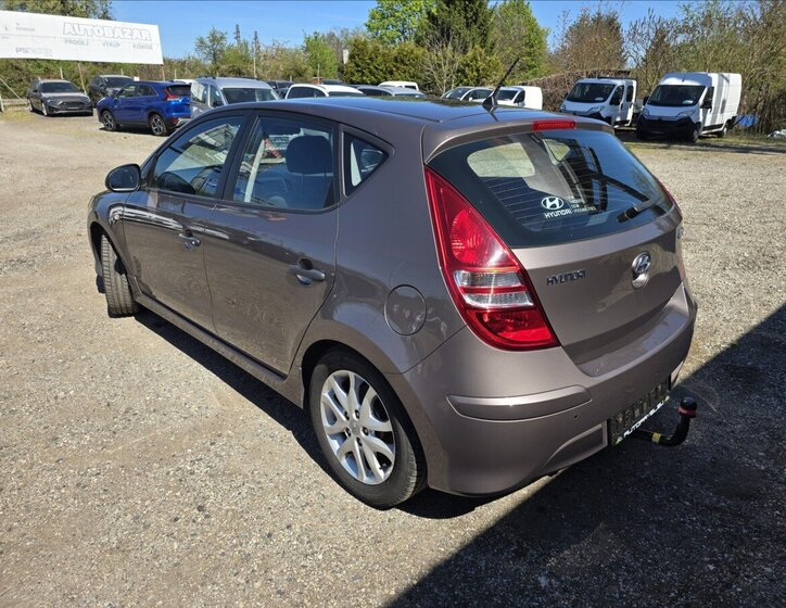 Hyundai i30 Hatchback 1,4 l 80 kw