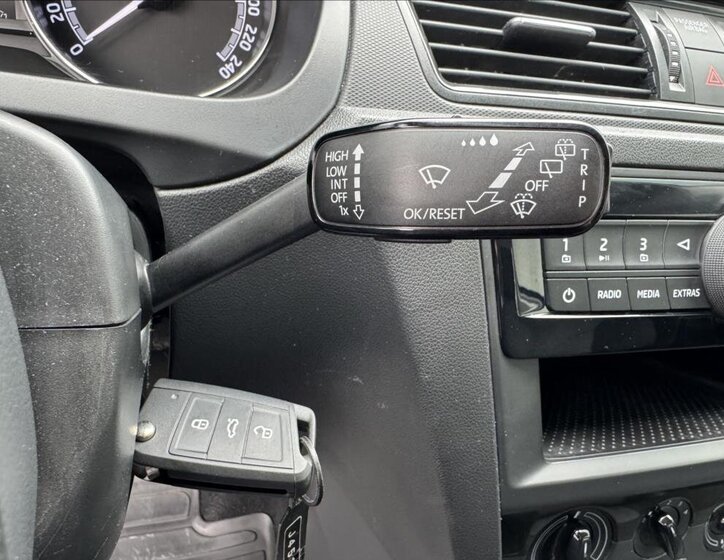 Škoda Rapid Hatchback 999,0 70 kw