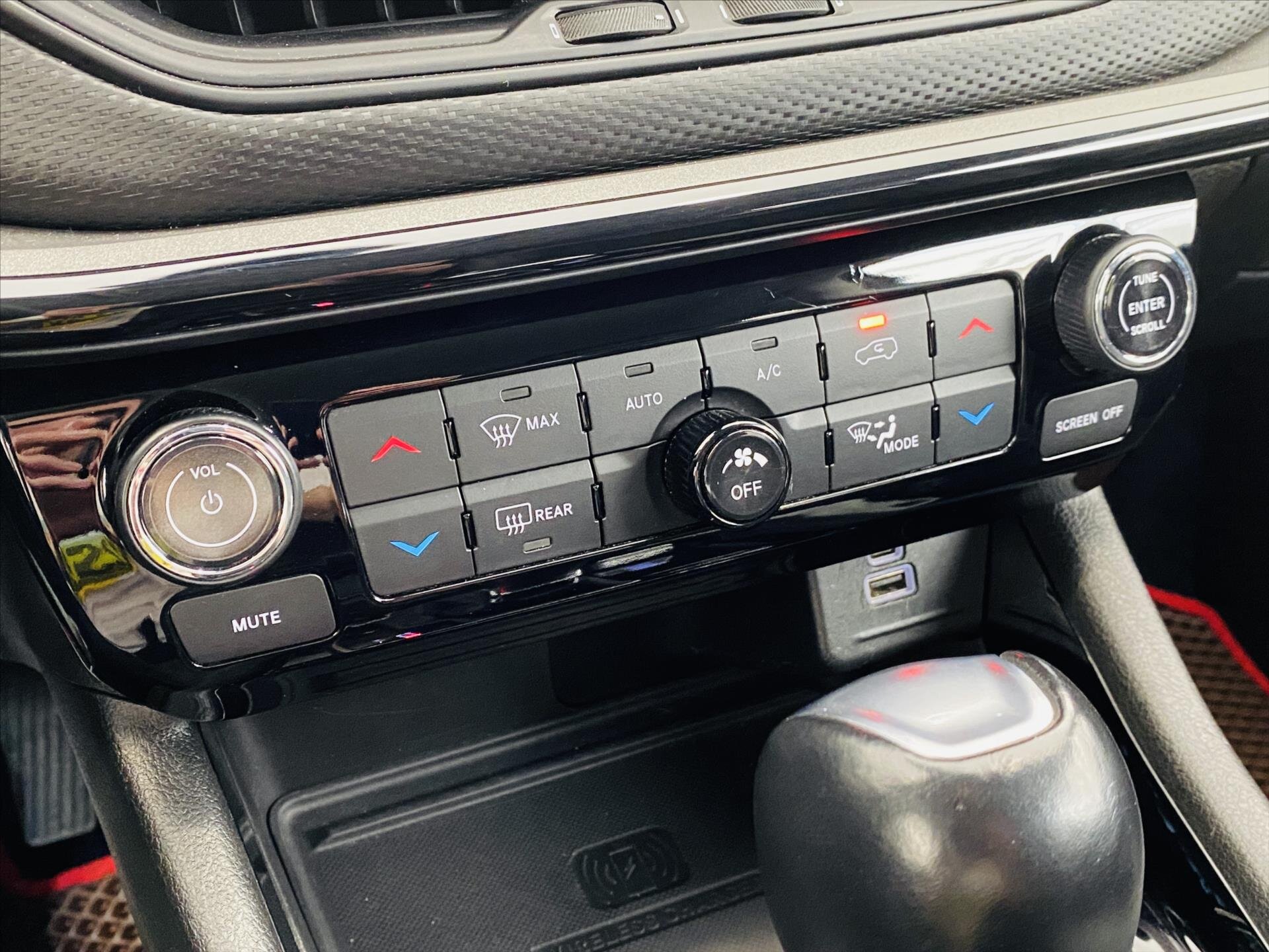 Jeep Compass Ostatní 1,3 l 132 kw