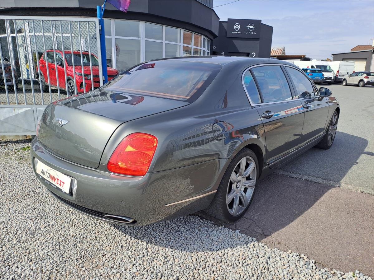 Bentley Continental Flying Spur Sedan / Limuzína 6,0 l 412 kw