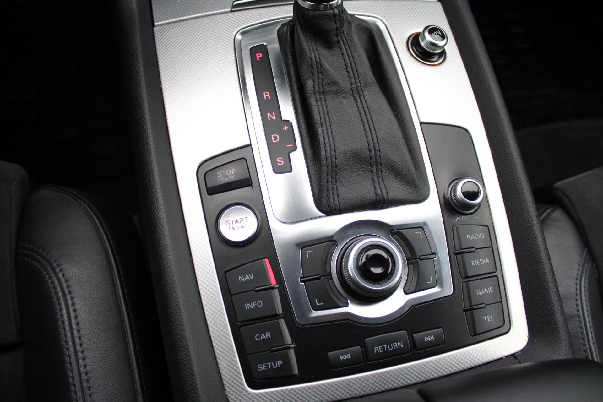 Audi Q7 SUV 4,1 l 250 kw