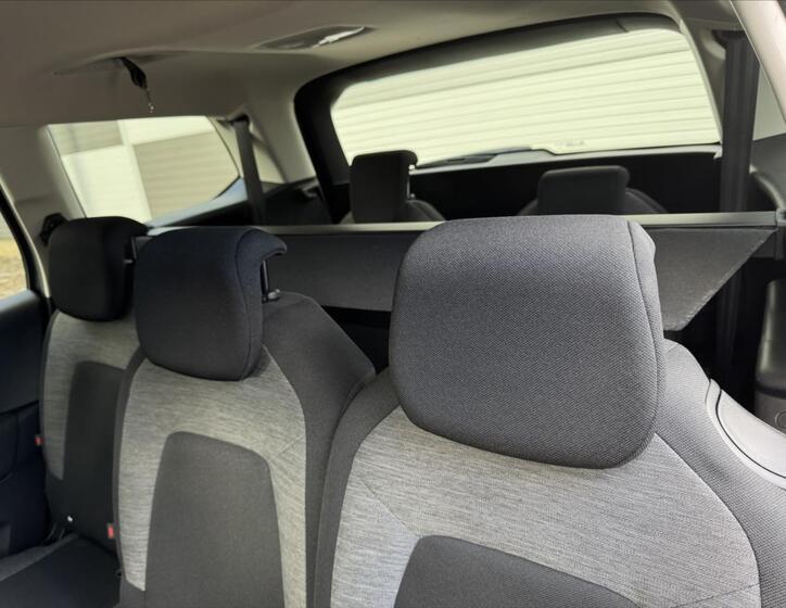 Citroën Grand C4 Picasso 19