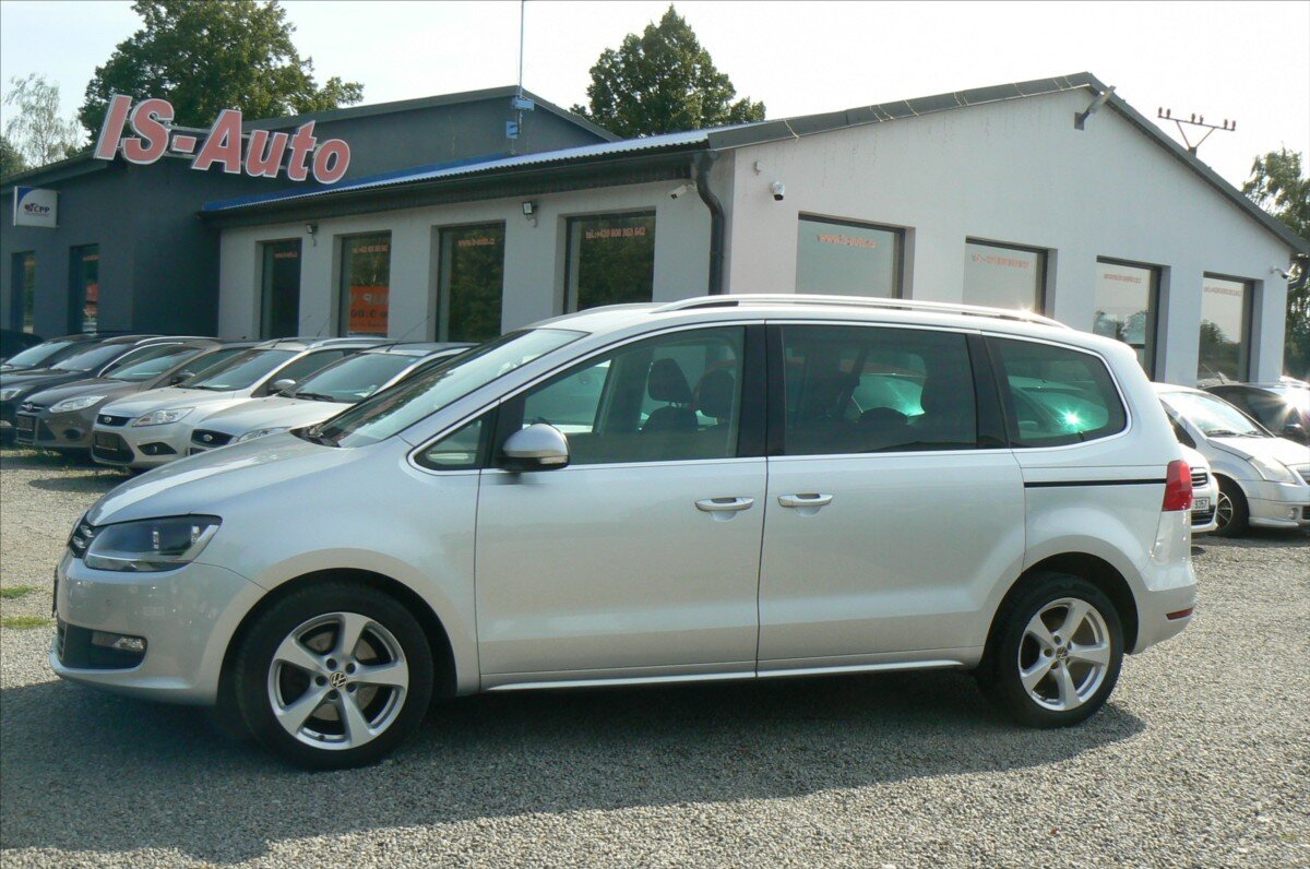 Volkswagen Sharan MPV 2,0 l 103 kw