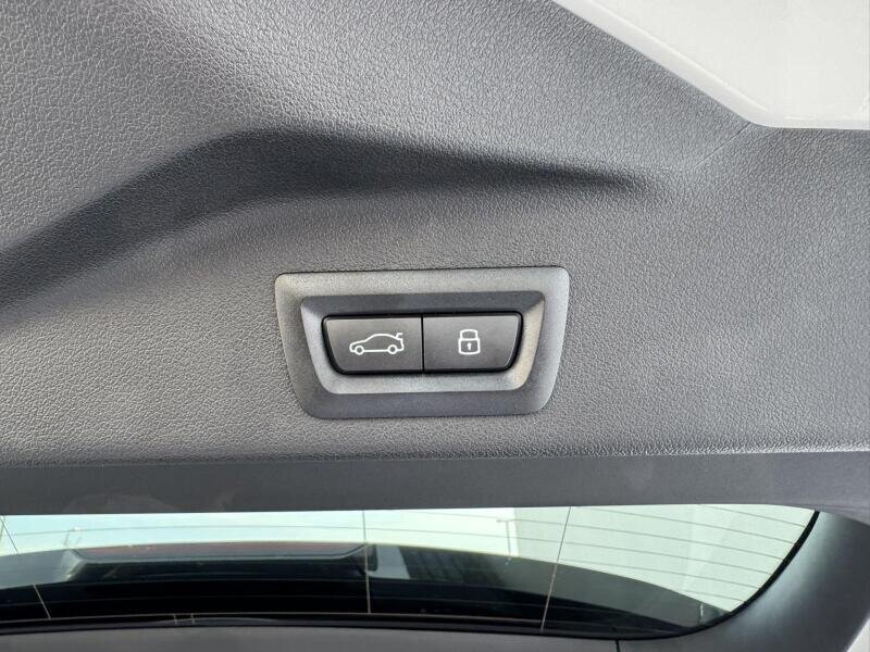 BMW X5 SUV / Terénní 3,0 l 250 kw