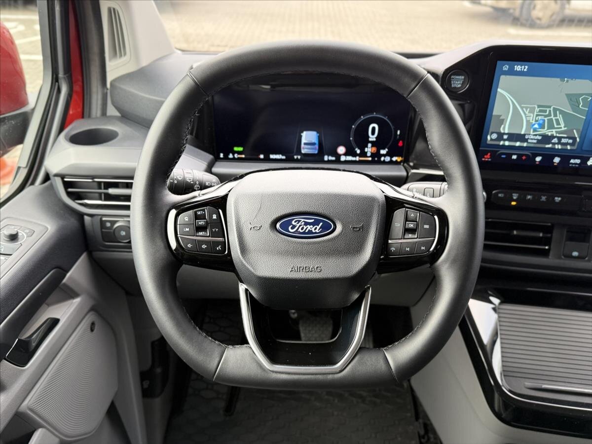 Ford Tourneo Custom Kombi 2,5 l 171 kw