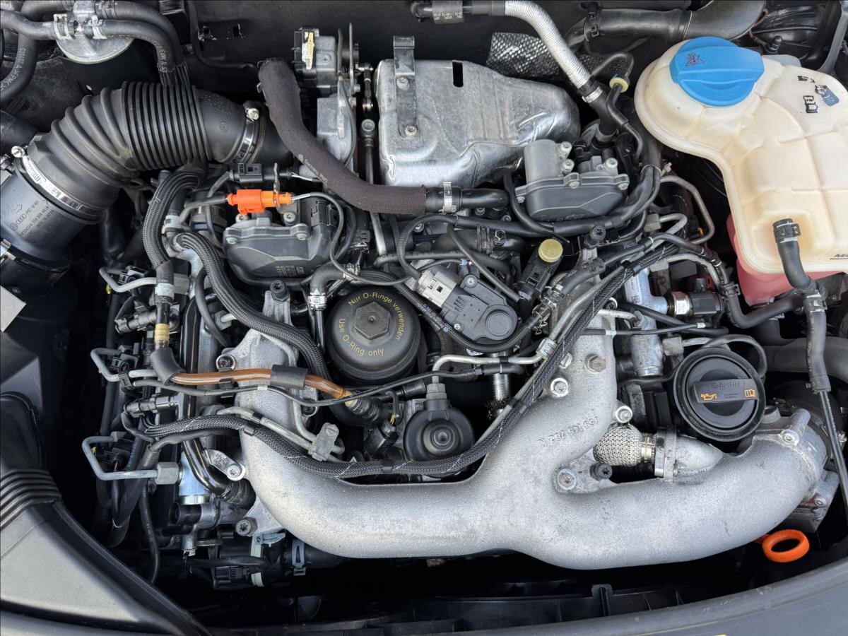 Audi A6 Kombi 3,0 l 176 kw