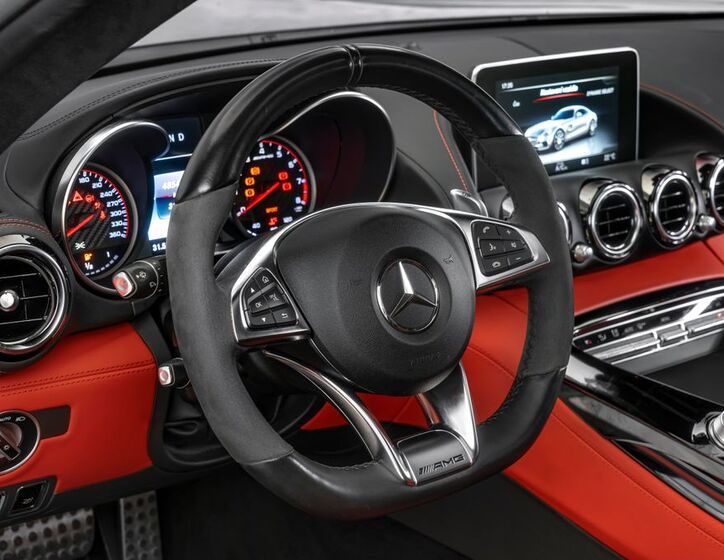 Mercedes-Benz AMG GT 15